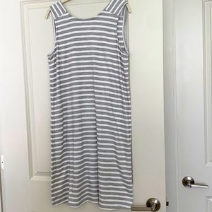 Caslon comfy dress striped, sleeveless, gray and white, buttons are down back.